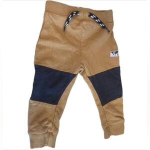 🌞2/15$ Kids Tan and Black Colorblock Joggers